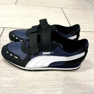 New! Kids puma size 3 cabana racer Velcro sneakers. Navy white black!